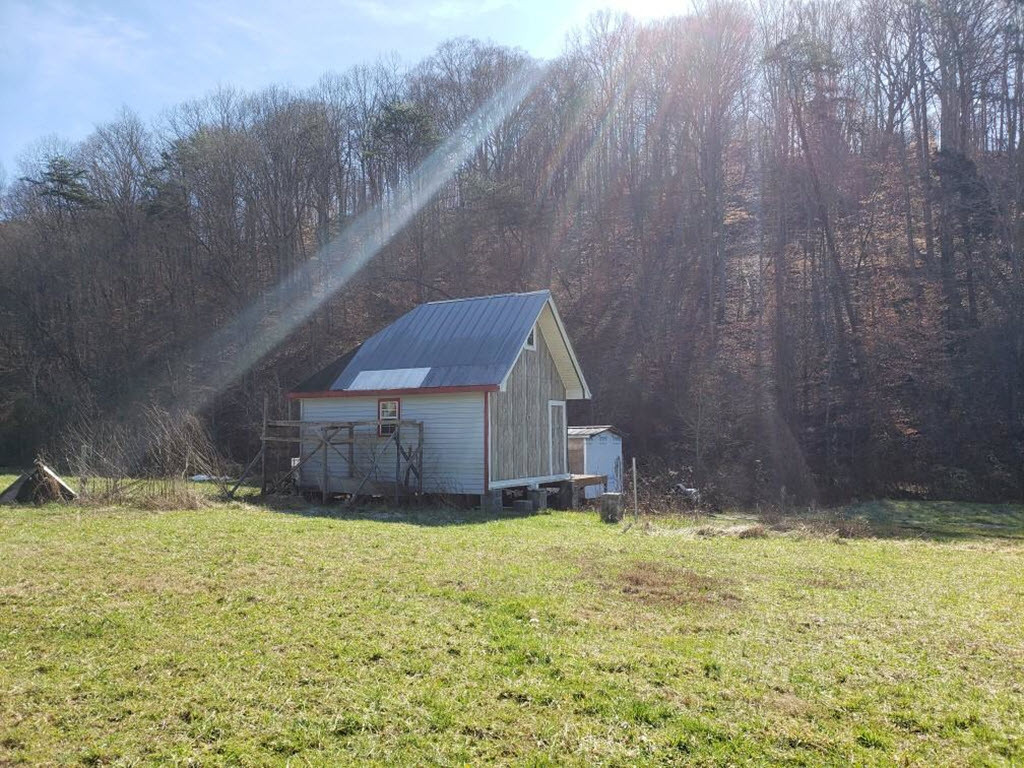 1312 Upper Caney Valley Road Tazewell, TN 37879 - Photo 4 of 35 Photo 4