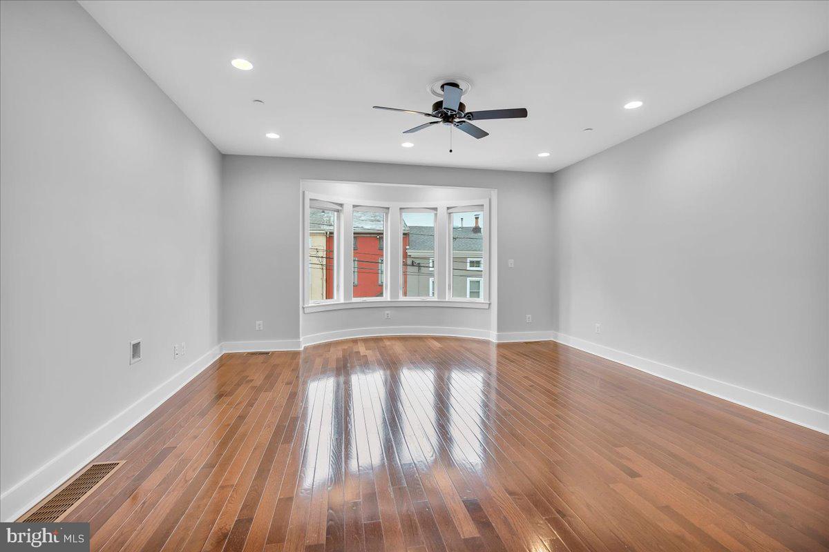 144 Levering Street Philadelphia, PA 19127 - Photo 12 of 29