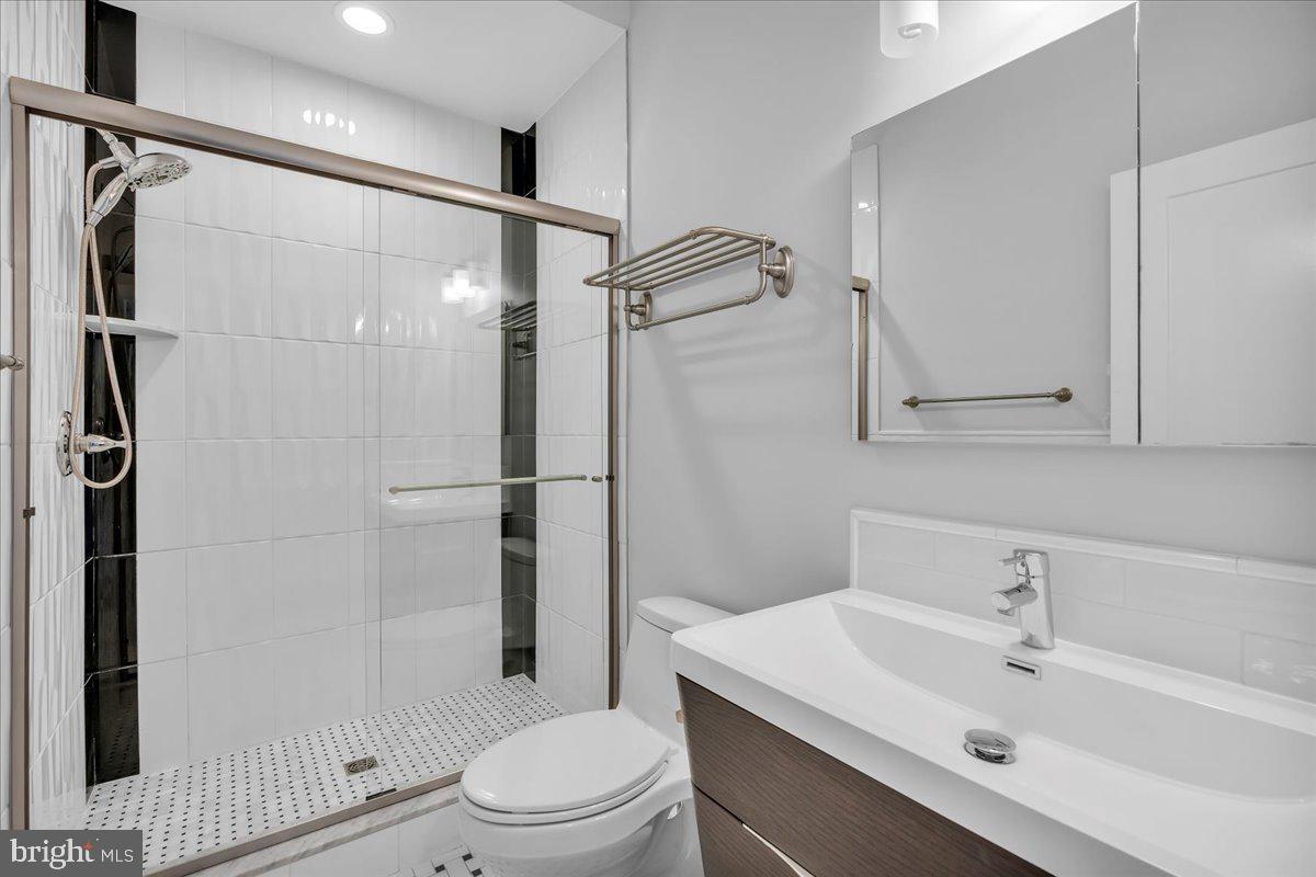 144 Levering Street Philadelphia, PA 19127 - Photo 17 of 29