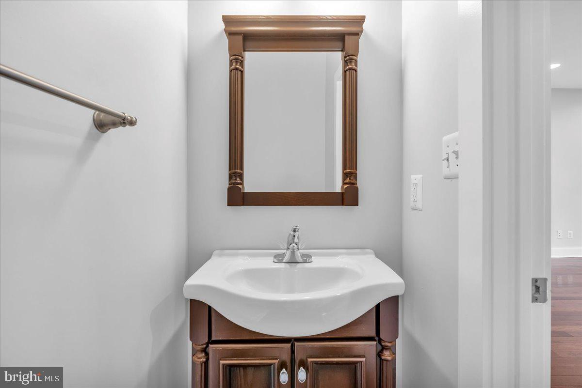 144 Levering Street Philadelphia, PA 19127 - Photo 18 of 29