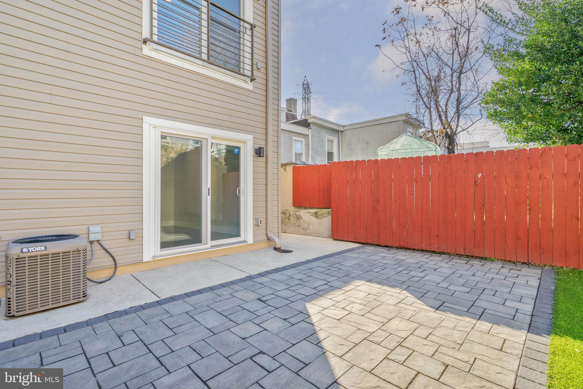 144 Levering Street Philadelphia, PA 19127 - Photo 8 of 29