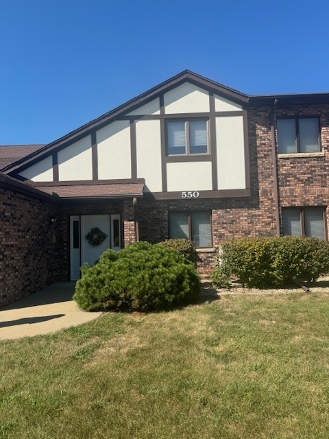 550 Golf Road, Unit 2 Streator, IL 61364 - Photo 2 of 18 Gallery Image 2