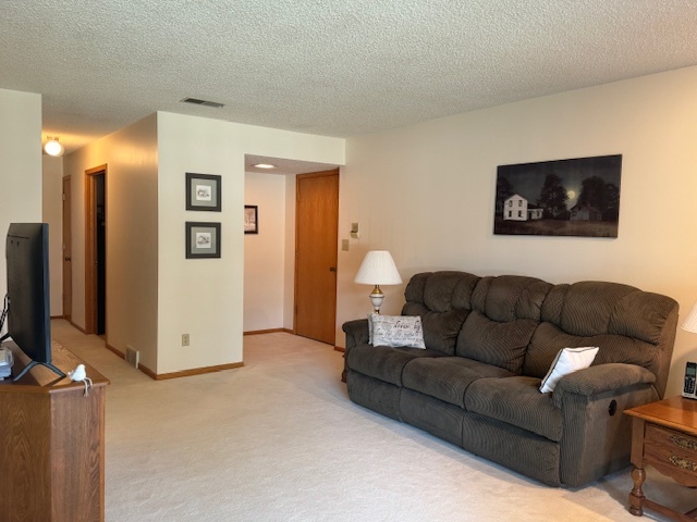 550 Golf Road, Unit 2 Streator, IL 61364 - Photo 5 of 18 Gallery Image 5