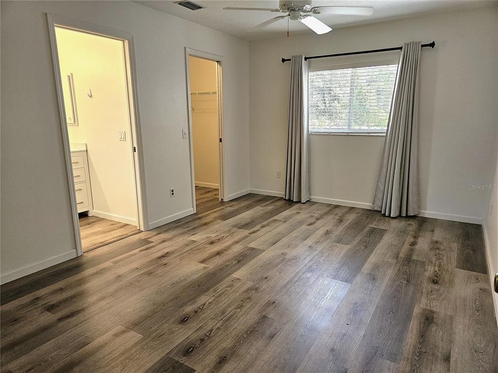 1088 Panda Road Venice, FL 34293 - Photo 13 of 25