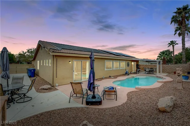 $569,000 | 8225 Dusty Valley Court, Las Vegas, NV 89131