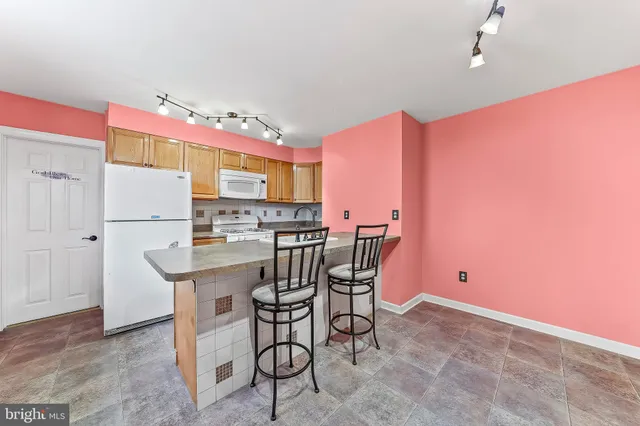 $265,000 | 3525 Indian Queen Lane, Philadelphia, PA 19129