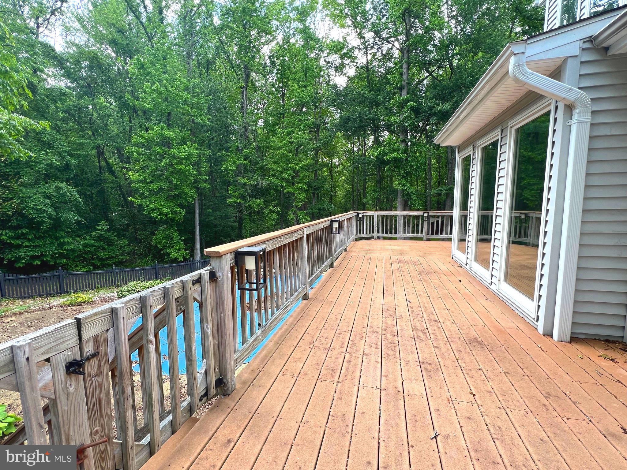 6450 Meadowlark Drive Dunkirk, MD 20754 - Photo 15 of 36 a view of balcony with deck