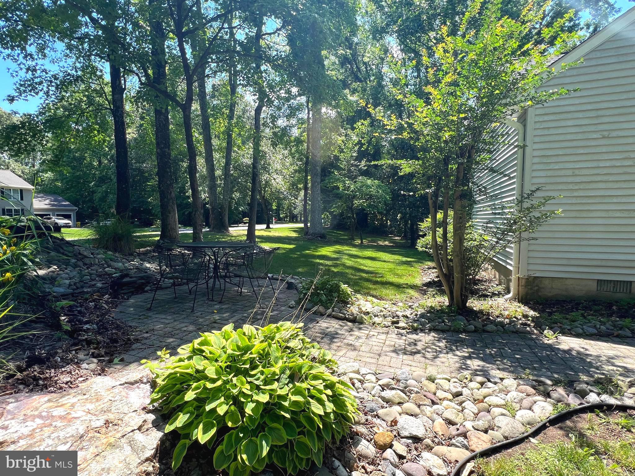 6450 Meadowlark Drive Dunkirk, MD 20754 - Photo 36 of 36 a backyard of a house with lots of green space
