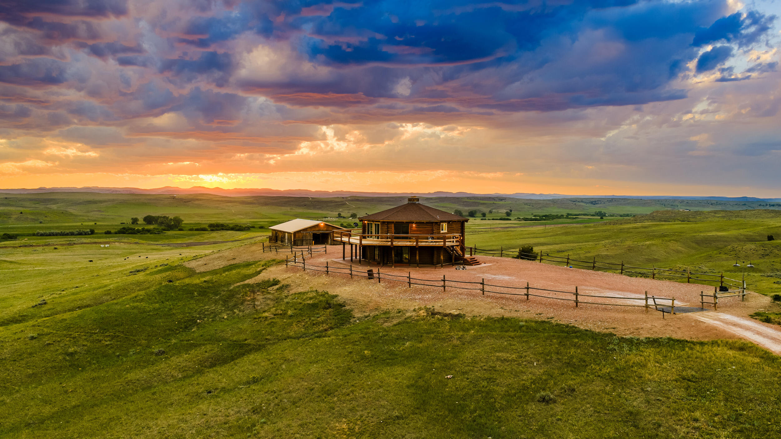 593 Lower Prairie Dog Road Sheridan, WY 82801 - Photo 108 of 182 593 lpd sunset 08