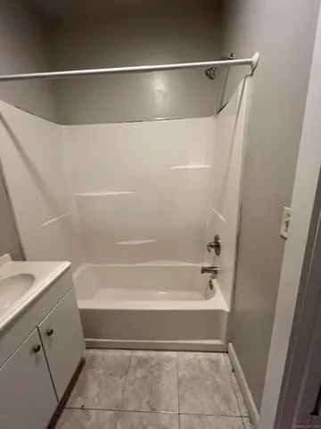 $1,550 | 385 Putnam Avenue, Unit 26, Hamden, CT 06517