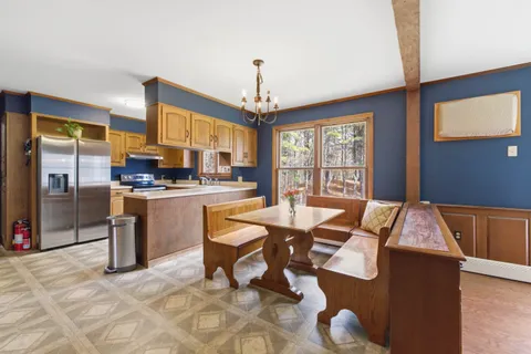 $765,000 | 66 Lyford Road, Brookfield, NH 03872