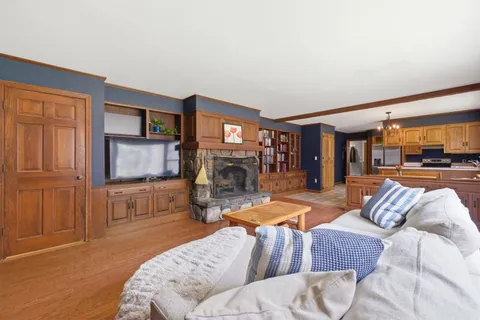 $765,000 | 66 Lyford Road, Brookfield, NH 03872
