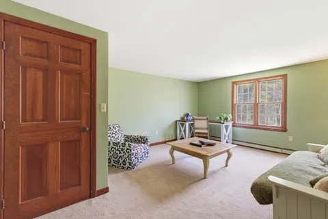 $765,000 | 66 Lyford Road, Brookfield, NH 03872