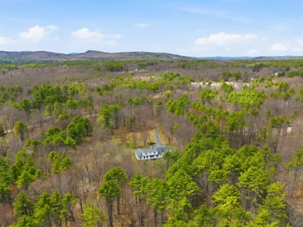 $765,000 | 66 Lyford Road, Brookfield, NH 03872