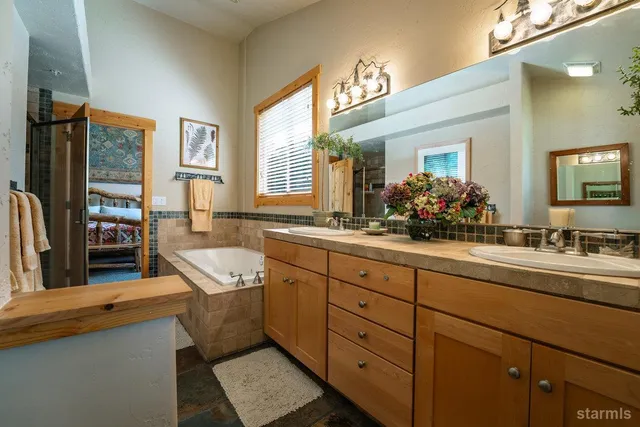 $1,295,000 | 1050 Kirkwood Meadows Drive, Unit 3, Kirkwood, CA 95646