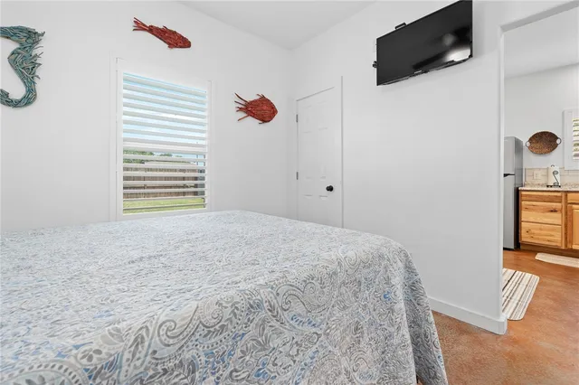 a view of an entryway with furniture