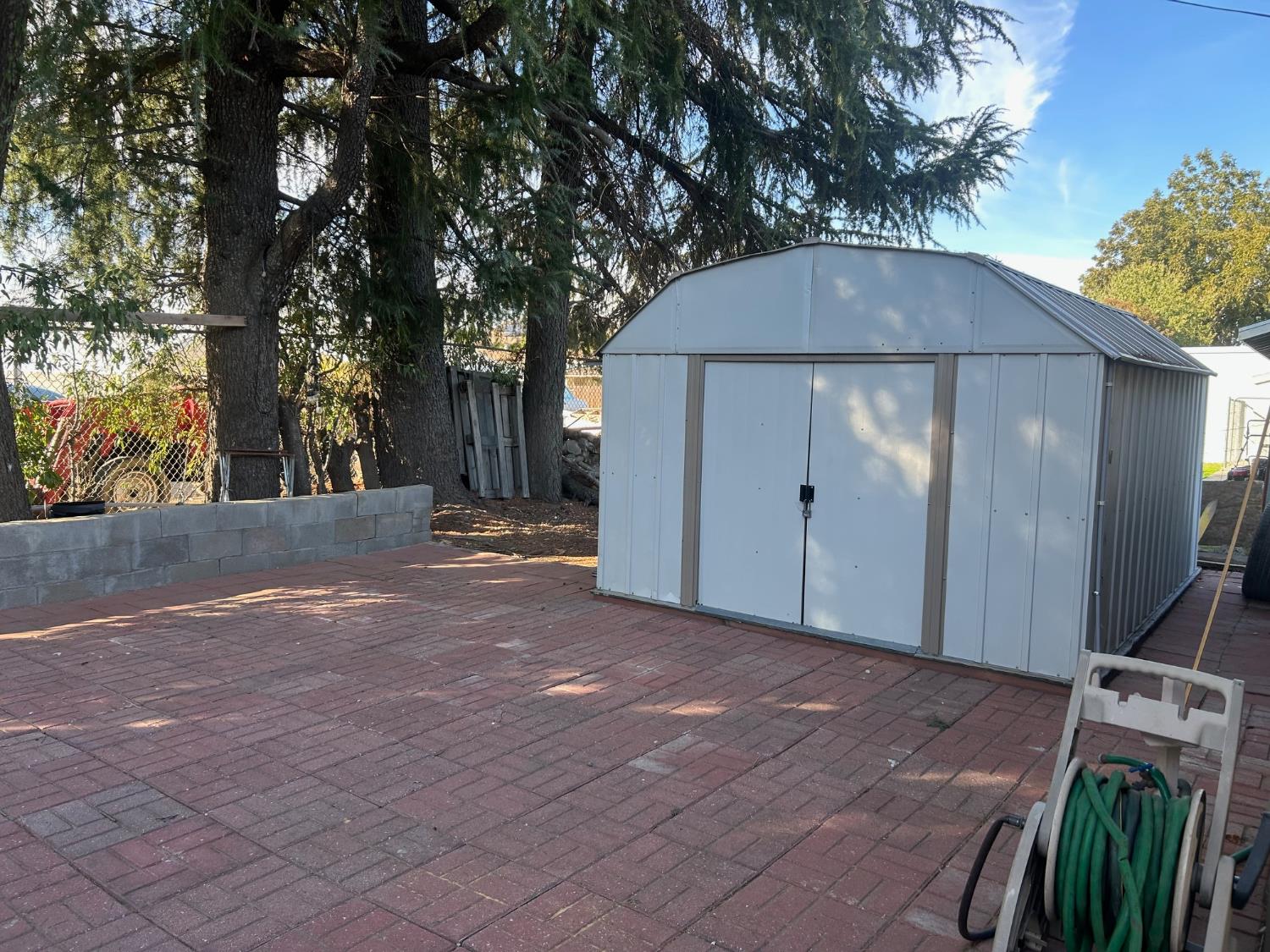 1781 Franklin Road, Unit 59 Yuba City, CA 95993 - Photo 12 of 17 a backyard of a house with lots of green space