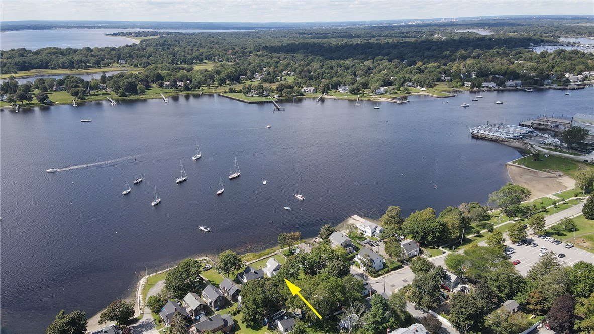72 Bridge Street Warren, RI 02885 - Photo 11 of 28 Gallery Image 11