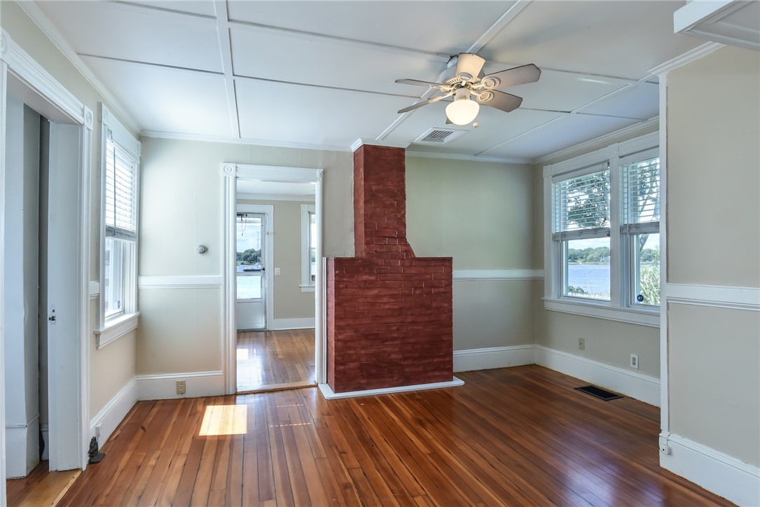 72 Bridge Street Warren, RI 02885 - Photo 15 of 28 Gallery Image 15