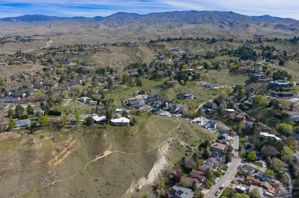 $1,950,000 | 340 Panorama Place, Boise, ID 83702