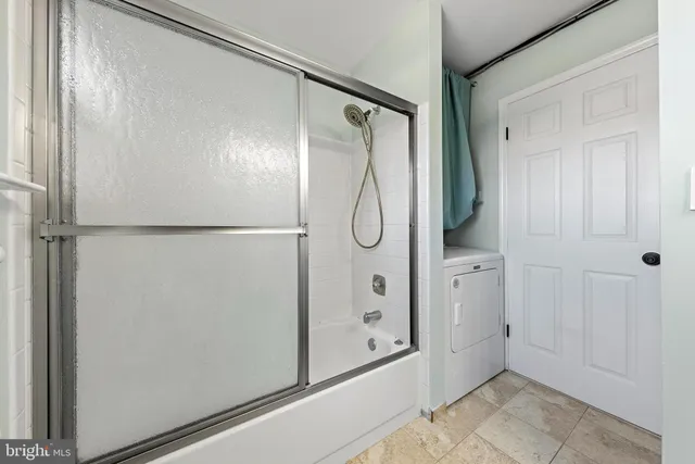 $2,600 | 14 Clara Drive, Manahawkin, NJ 08050