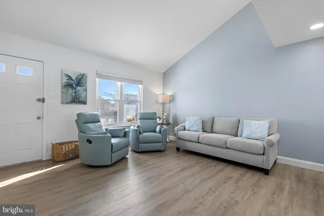 $2,600 | 14 Clara Drive, Manahawkin, NJ 08050