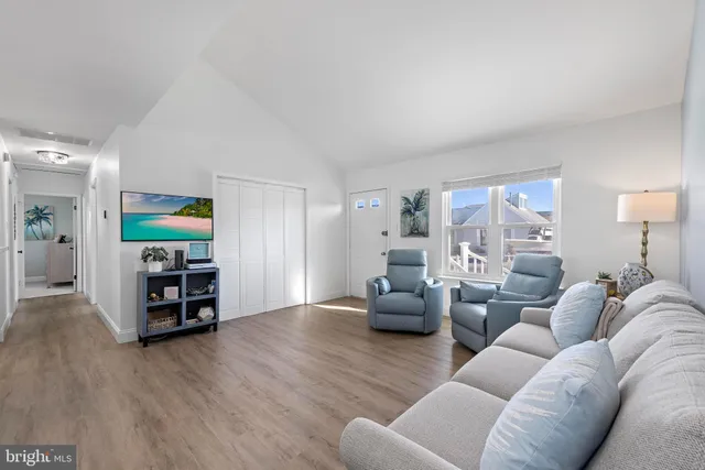 $2,600 | 14 Clara Drive, Manahawkin, NJ 08050