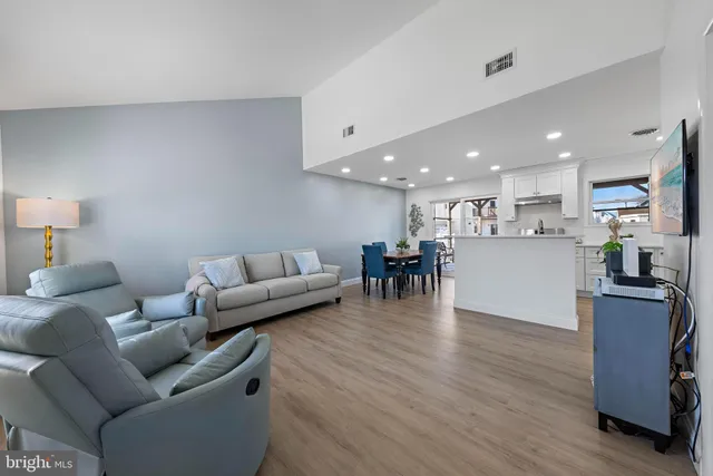 $2,600 | 14 Clara Drive, Manahawkin, NJ 08050