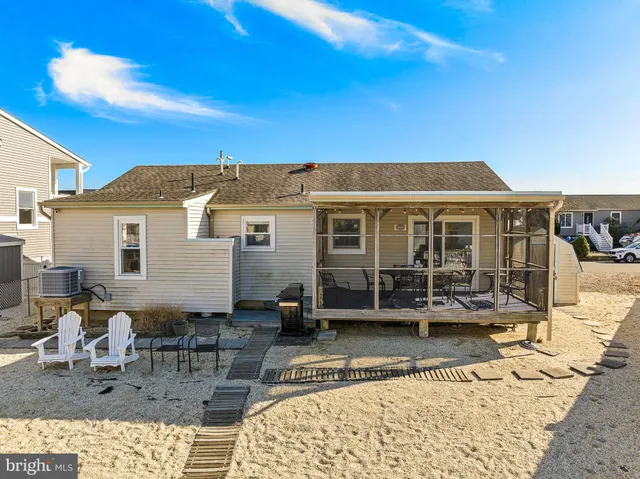 $2,600 | 14 Clara Drive, Manahawkin, NJ 08050