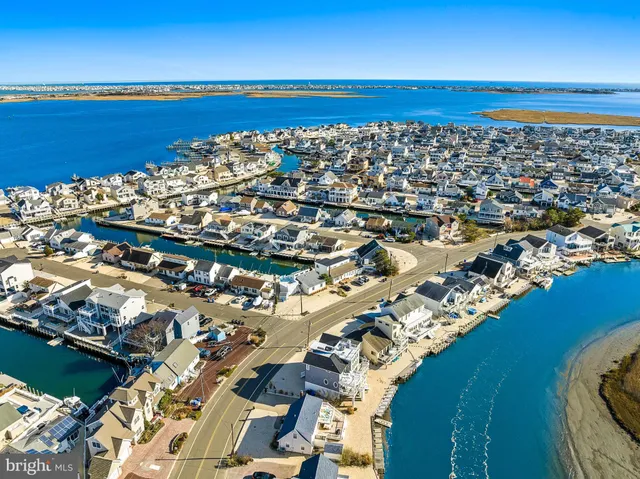 $2,600 | 14 Clara Drive, Manahawkin, NJ 08050