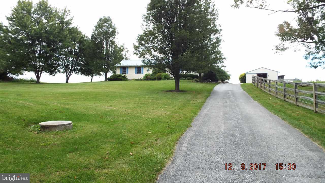 805 Knoxlyn Road Gettysburg, PA 17325 - Photo 2 of 36 Gallery Image 2