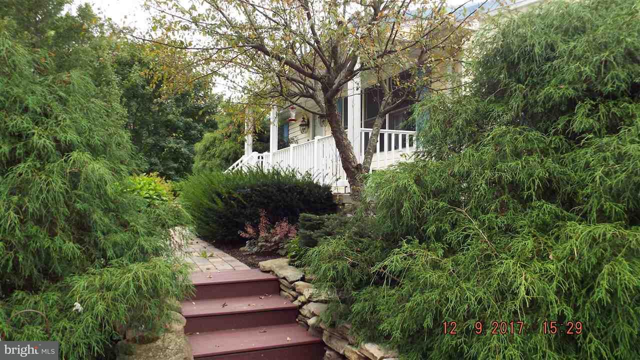 805 Knoxlyn Road Gettysburg, PA 17325 - Photo 3 of 36 Gallery Image 3