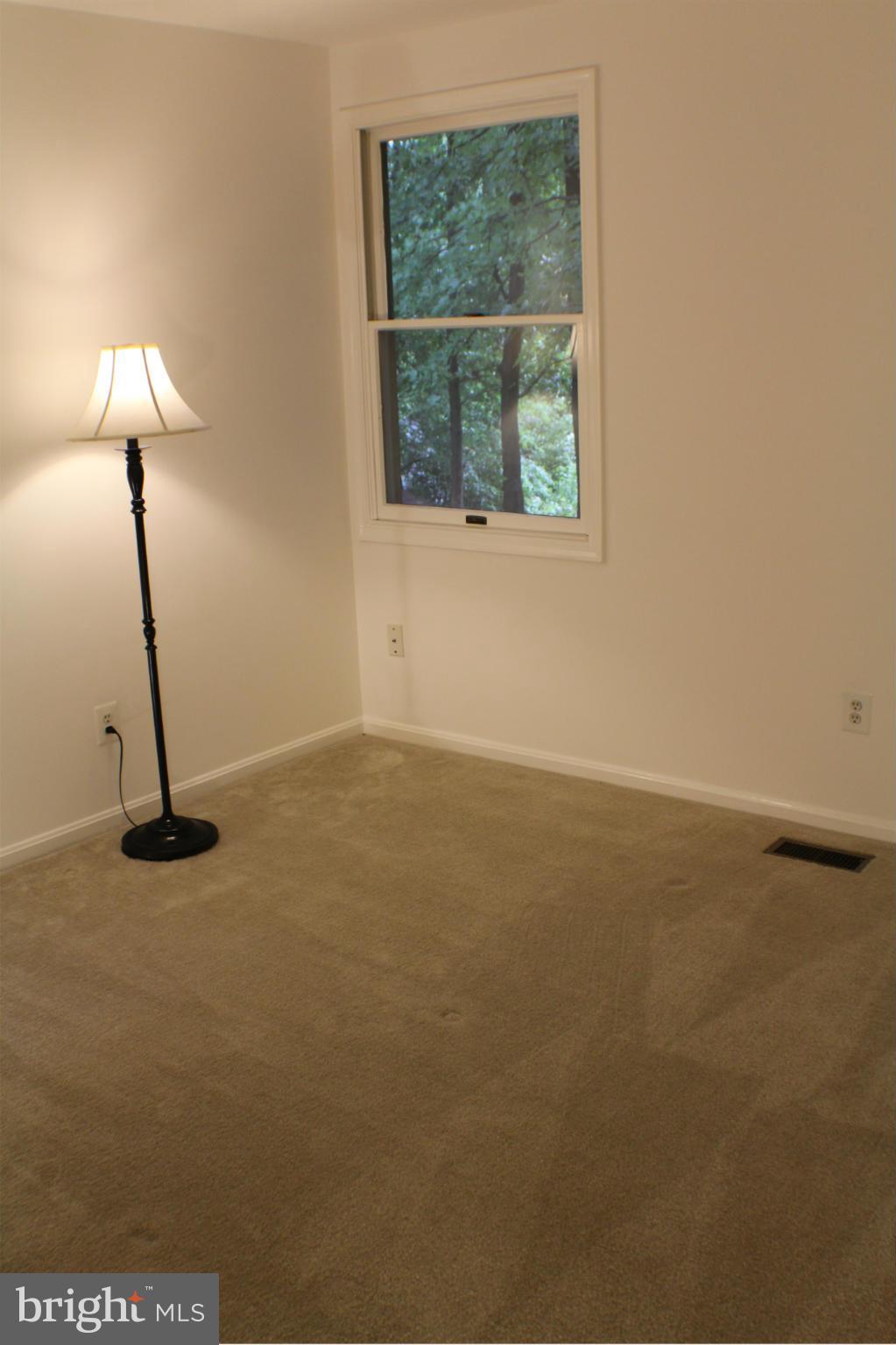 105 Summit Hall Road Gaithersburg, MD 20877 - Photo 19 of 30 Bedroom