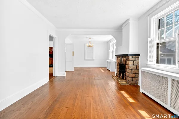 $995,000 | 83 Hoyt Street, Darien, CT 06820