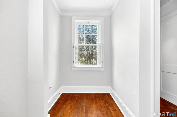 $995,000 | 83 Hoyt Street, Darien, CT 06820