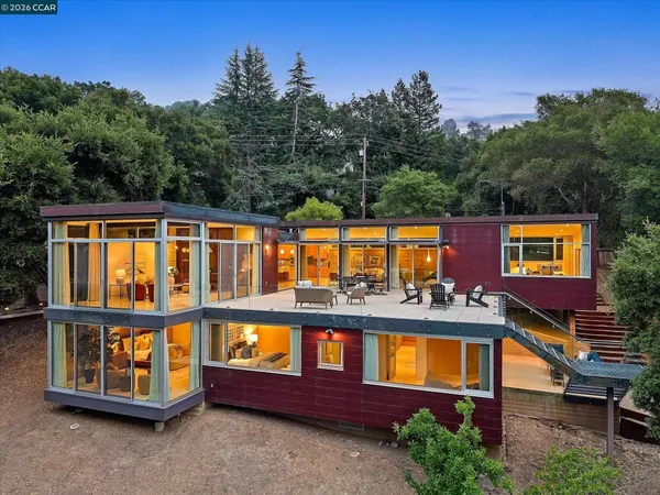 $3,395,000 | 2 Crane Court, Orinda, CA 94563