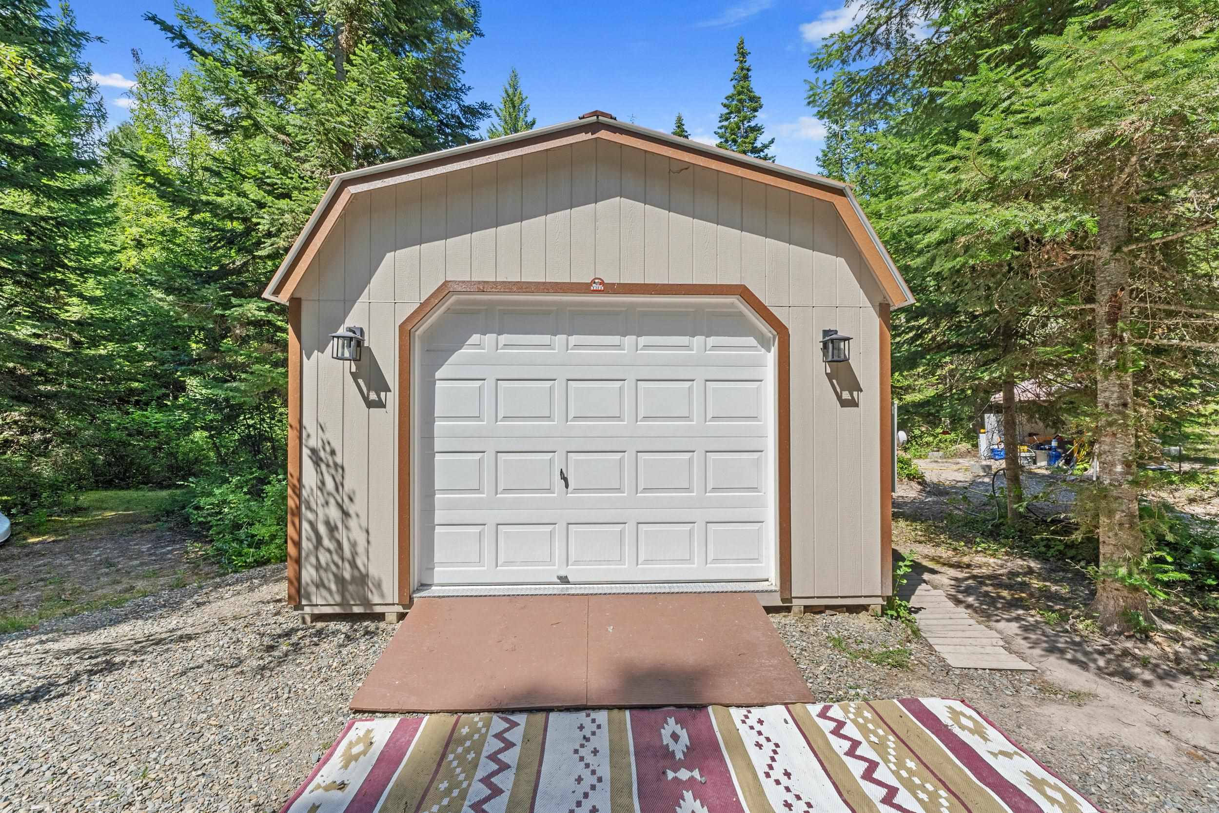 28922 LeClerc Road North, Unit N Ione, WA 99139 - Photo 1 of 44