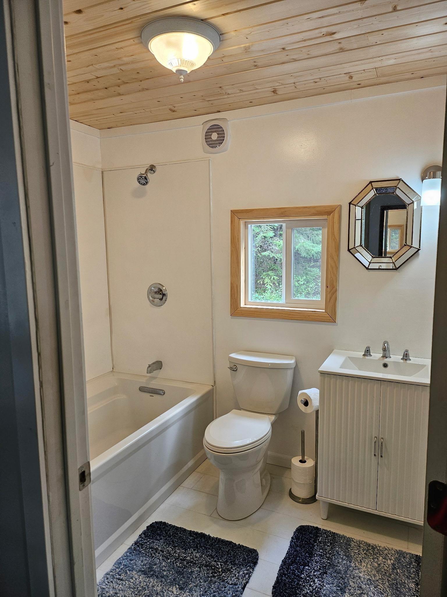 28922 LeClerc Road North, Unit N Ione, WA 99139 - Photo 11 of 44