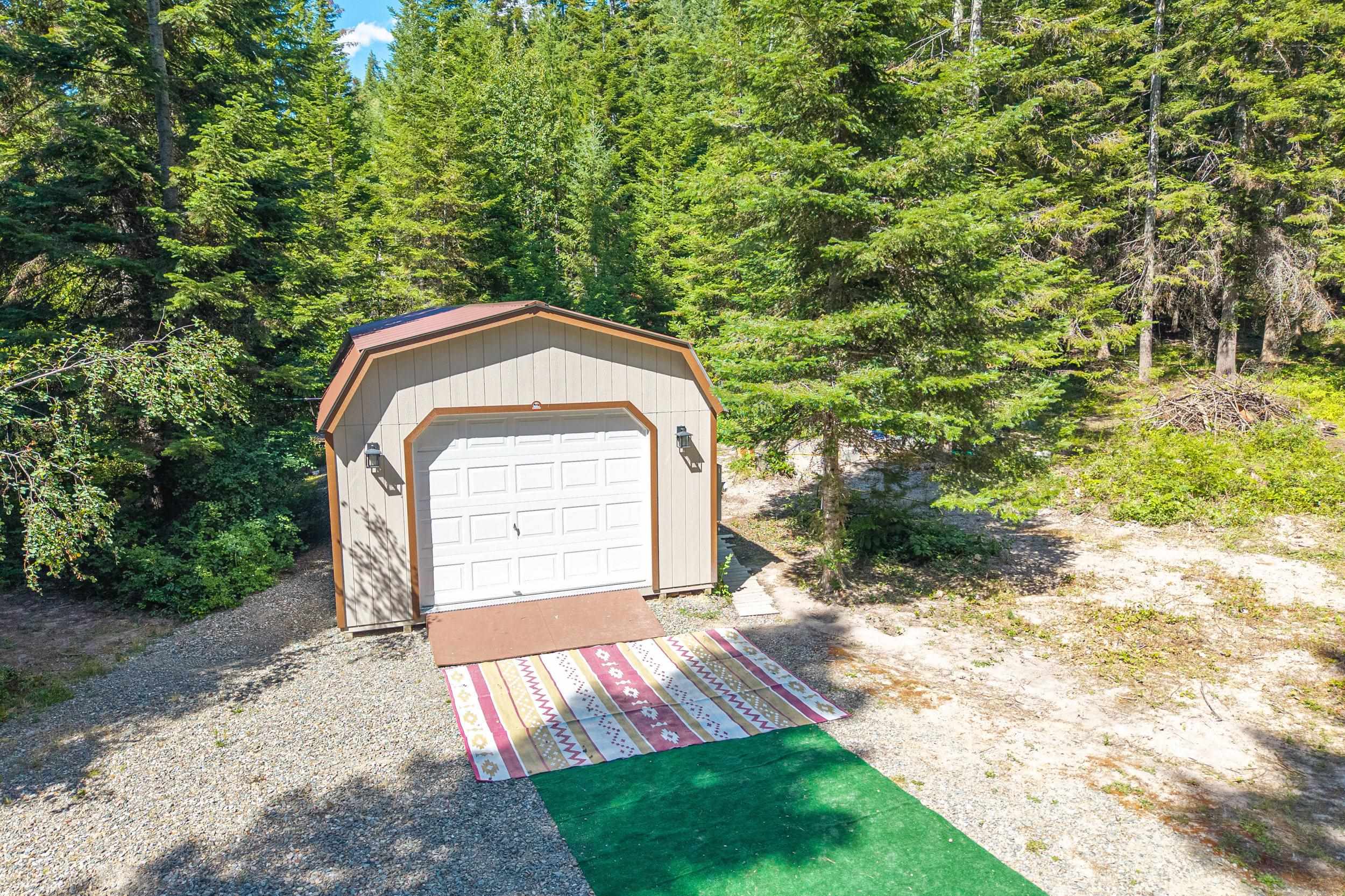 28922 LeClerc Road North, Unit N Ione, WA 99139 - Photo 3 of 44