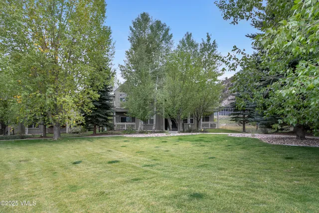 a view of outdoor space