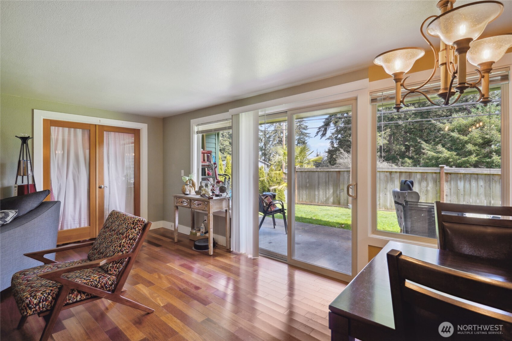 1450 Alameda Avenue, Unit 1 Fircrest, WA 98466 - Photo 5 of 19 a living room with furniture and a window