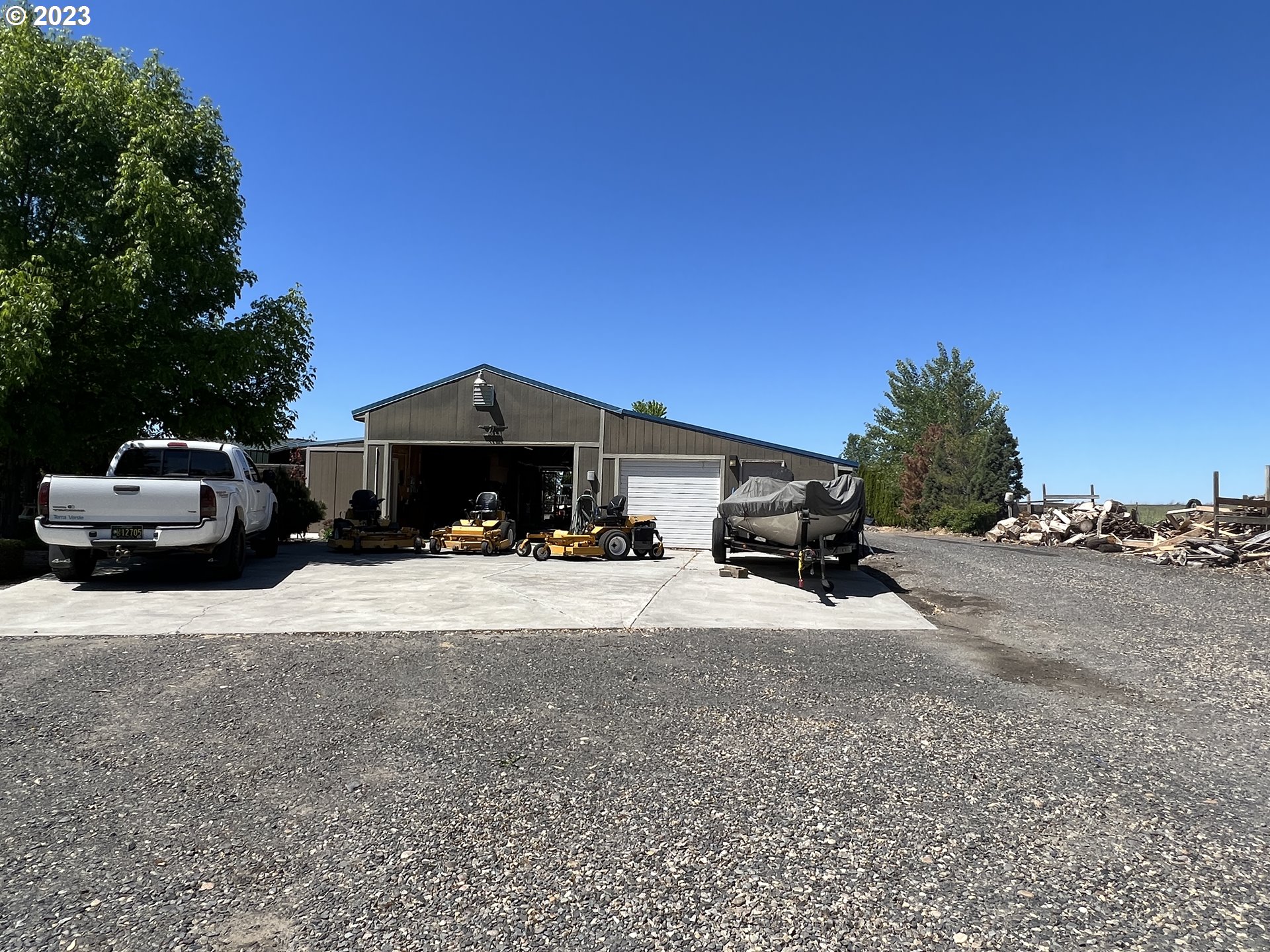 78368 Agnew Road Hermiston, OR 97838 - Photo 2 of 23 Gallery Image 2