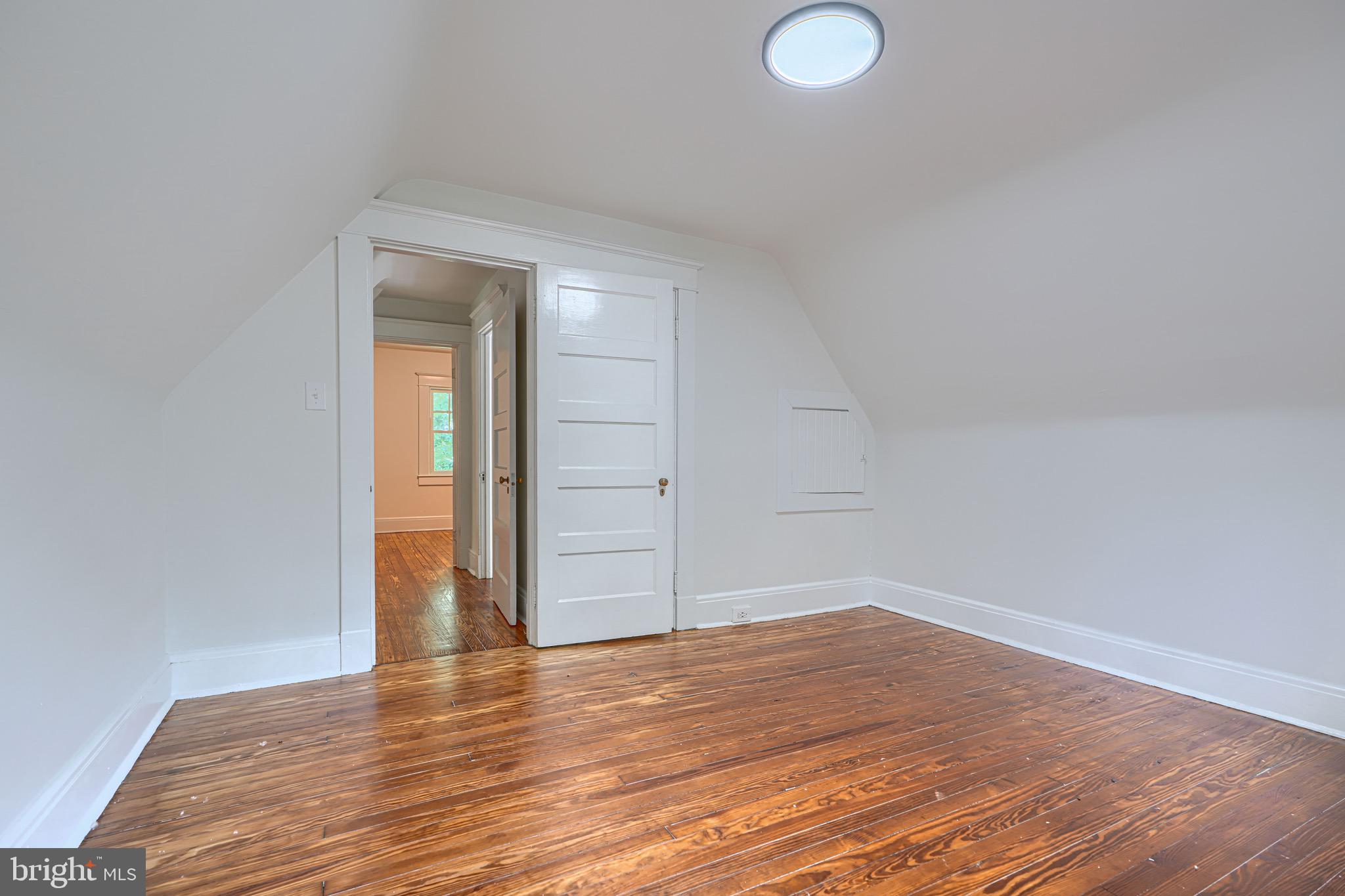 5415 Falls Rd Terrace Baltimore, MD 21210 - Photo 31 of 58 Gallery Image 31