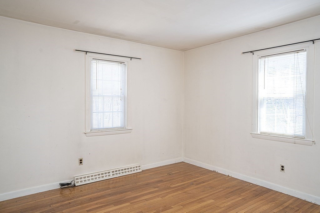 408 Center Street Raynham, MA 02767 - Photo 15 of 30 Gallery Image 15