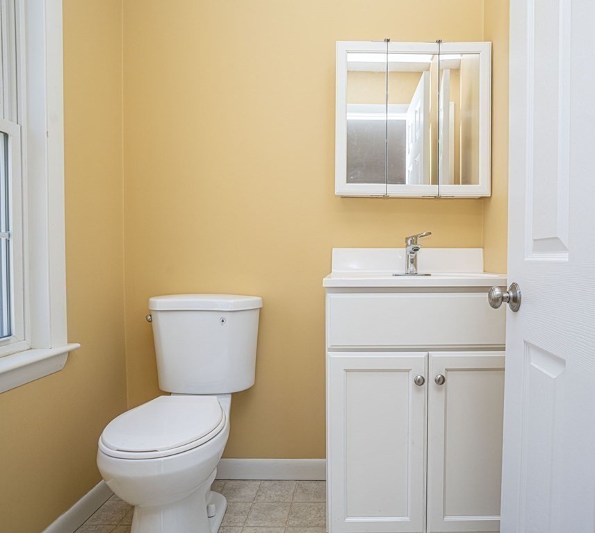 408 Center Street Raynham, MA 02767 - Photo 24 of 30 Gallery Image 24