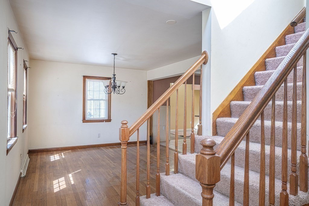 408 Center Street Raynham, MA 02767 - Photo 10 of 30 Gallery Image 10