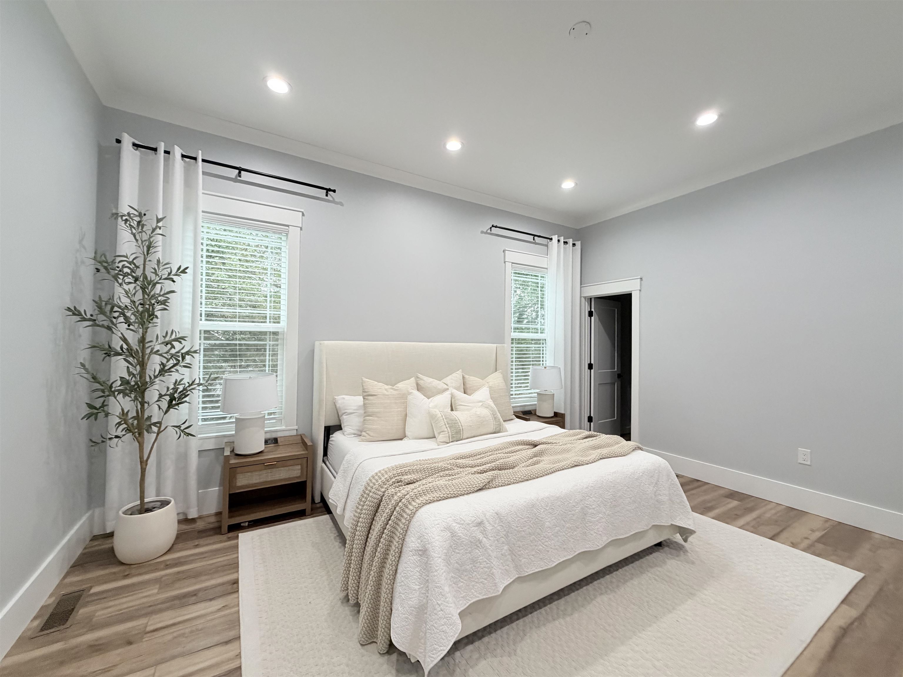 210 Cocoa Road Inman, SC 29349 - Photo 6 of 20 Master Bedroom