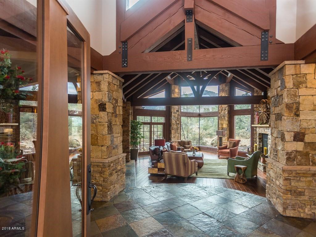 4665 Phantom Hill Road Prescott, AZ 86305 - Photo 16 of 60 Living Room