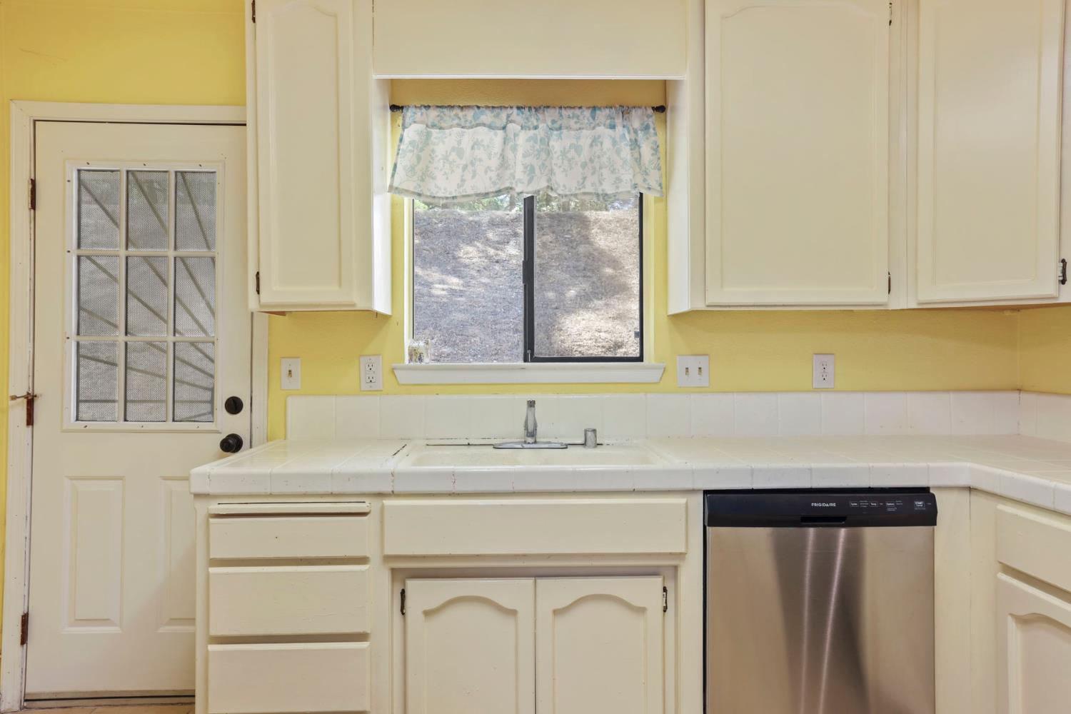 2133 State Rte 26 Valley Springs, CA 95252 - Photo 17 of 42