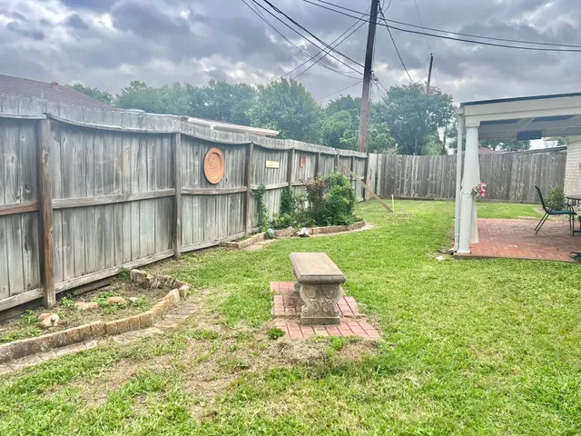$1,800 | 11538 Neff Street, Houston, TX 77072